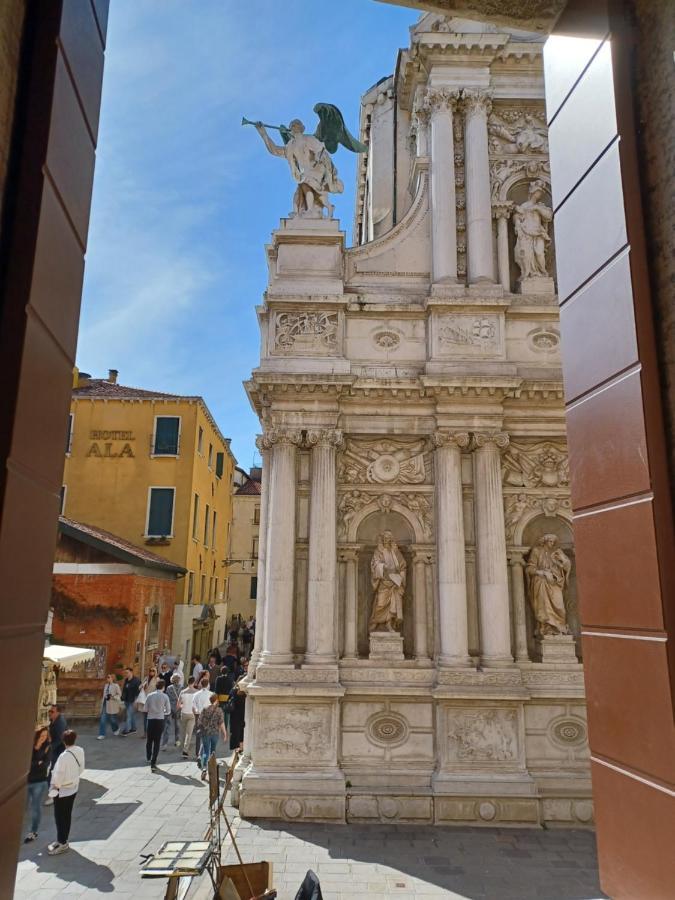 Giglio Glasshouse Venice Exterior photo